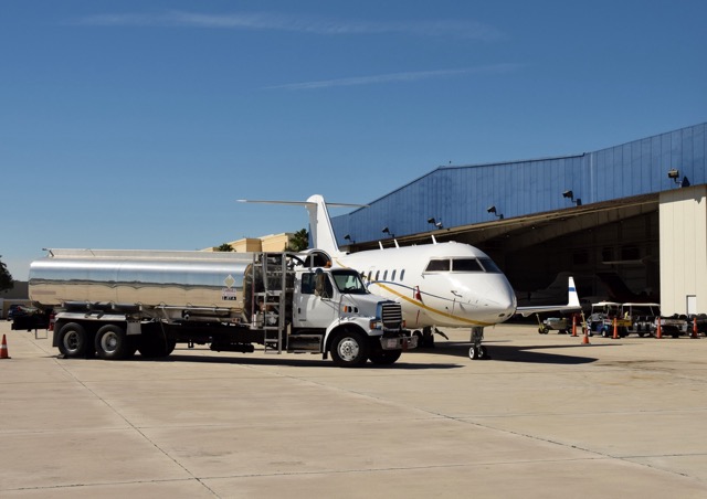 private-flight-commercial-flight-fueling