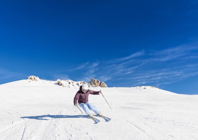 winter-destinations-in-private-jet-ski